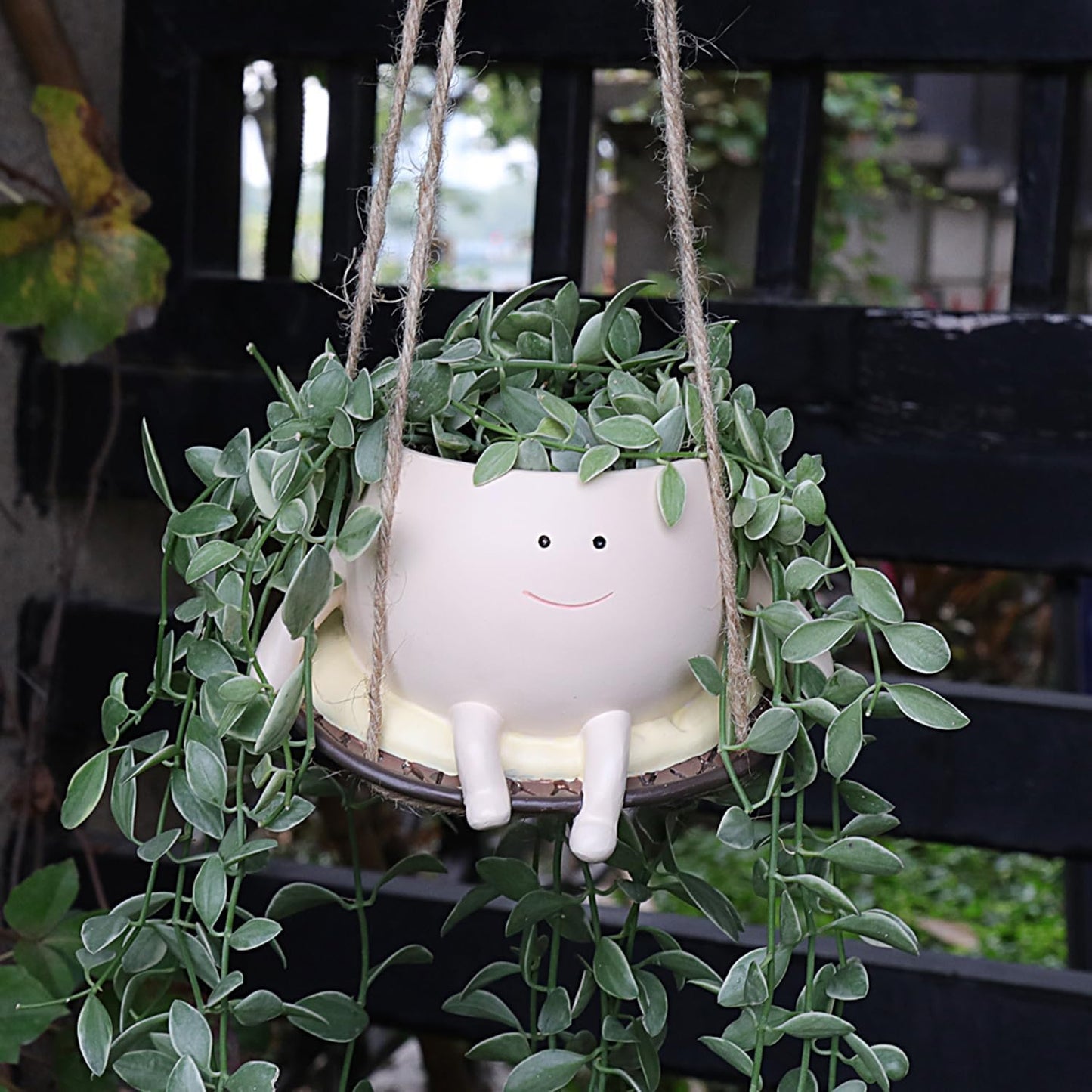 Hanging Swing Chair Planter Pot Resin Smiley Face Planter for Indoor Outdoor Plant Cute Head Flower Pots