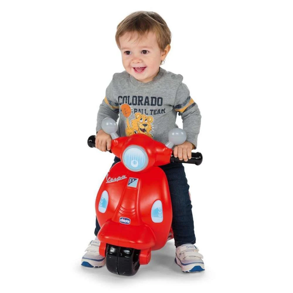 Chicco Cavalgável Vespa Primavera Vermelha - Image 4