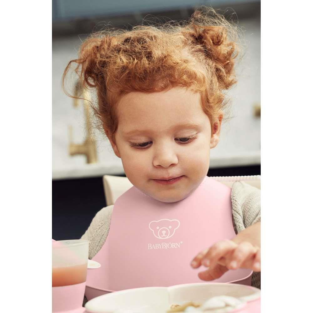 Conjunto de 2 Babetes BabyBjörn de Tamanhos Diferentes Rosa Pastel - Image 2
