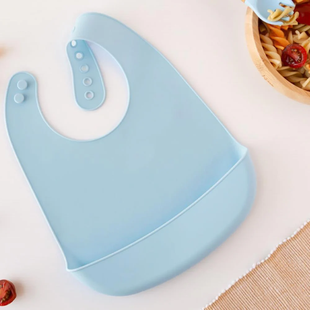 Babete em Silicone Kiokids Azul Liso - Image 3