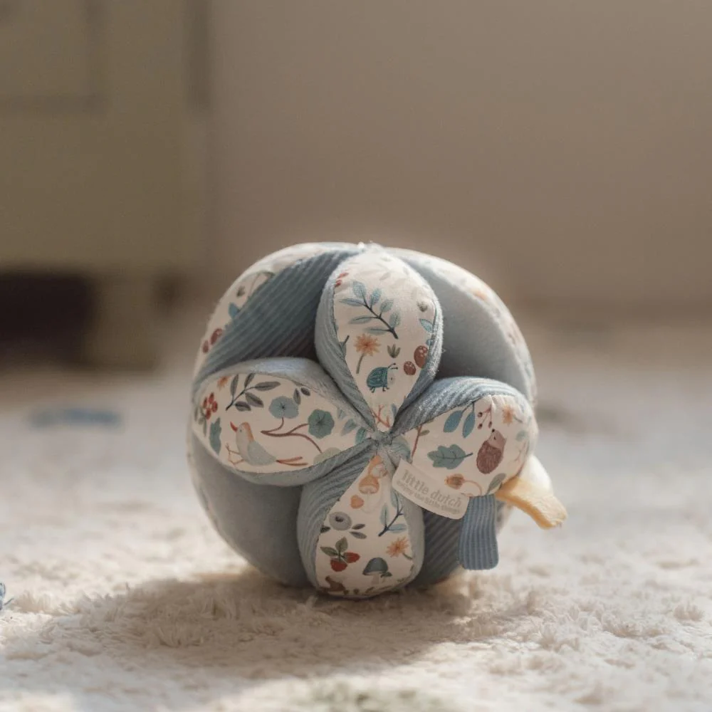 Bola de Atividades Little Dutch Forest Friends - Image 2