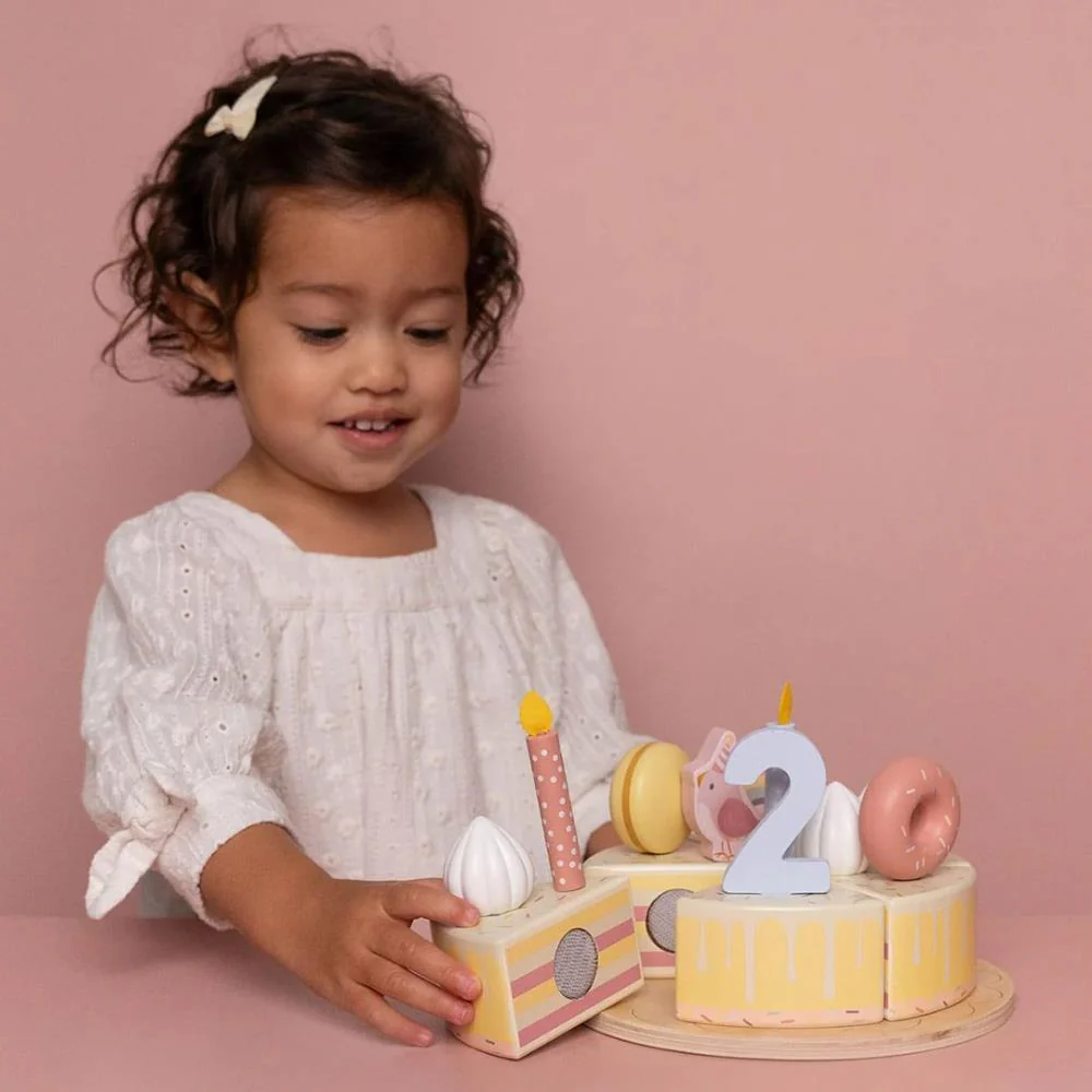 Bolo de Aniversário Fatiado em Madeira Little Dutch Rosa - Image 4