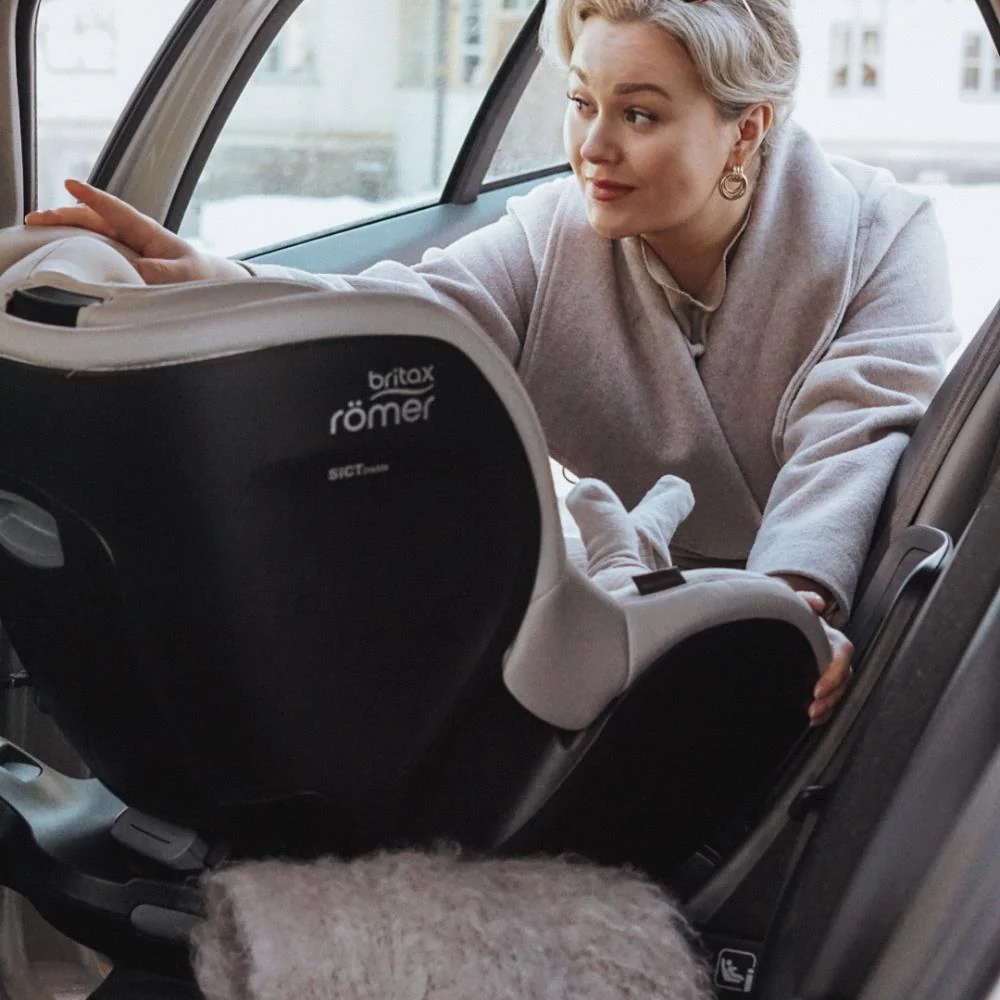 Britax Römer DualFix 5Z Lux Soft Taupe 61-105cm - Image 12