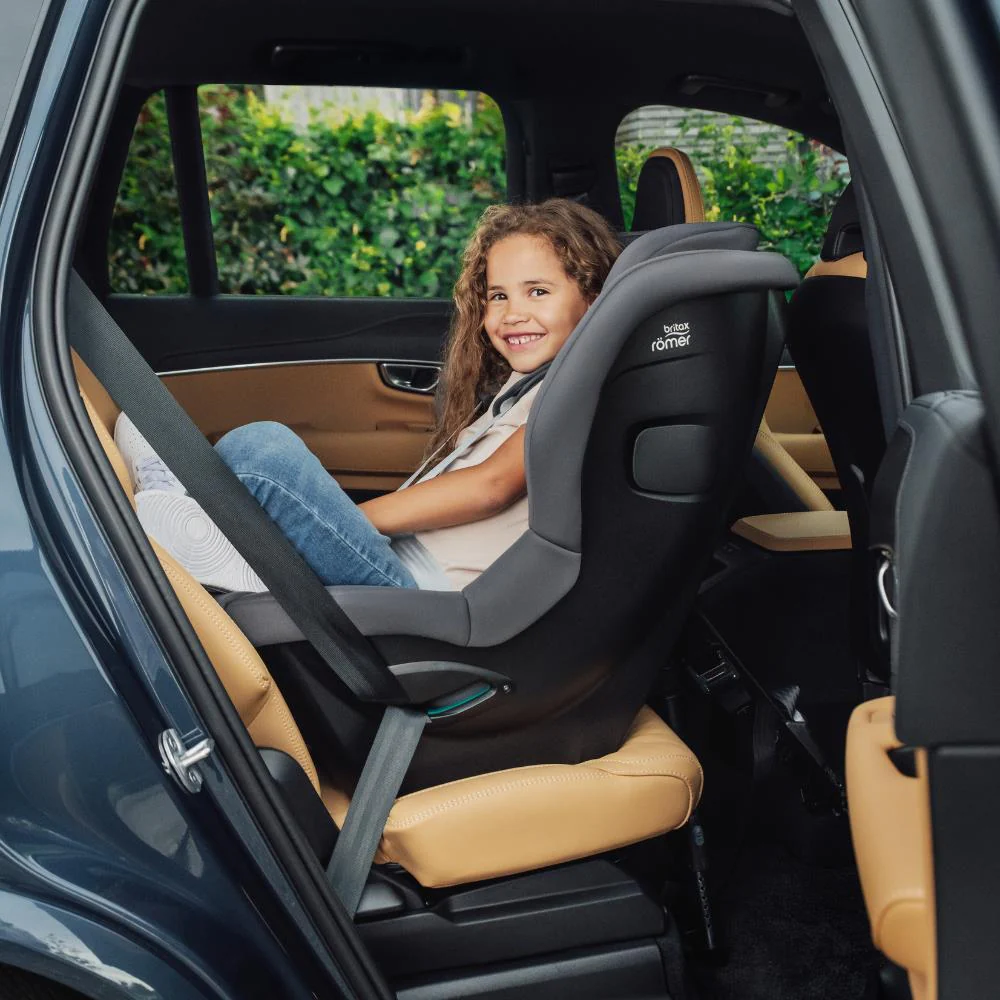 Britax Römer Safe-Way M Midnight Grey 61-125cm - Image 8