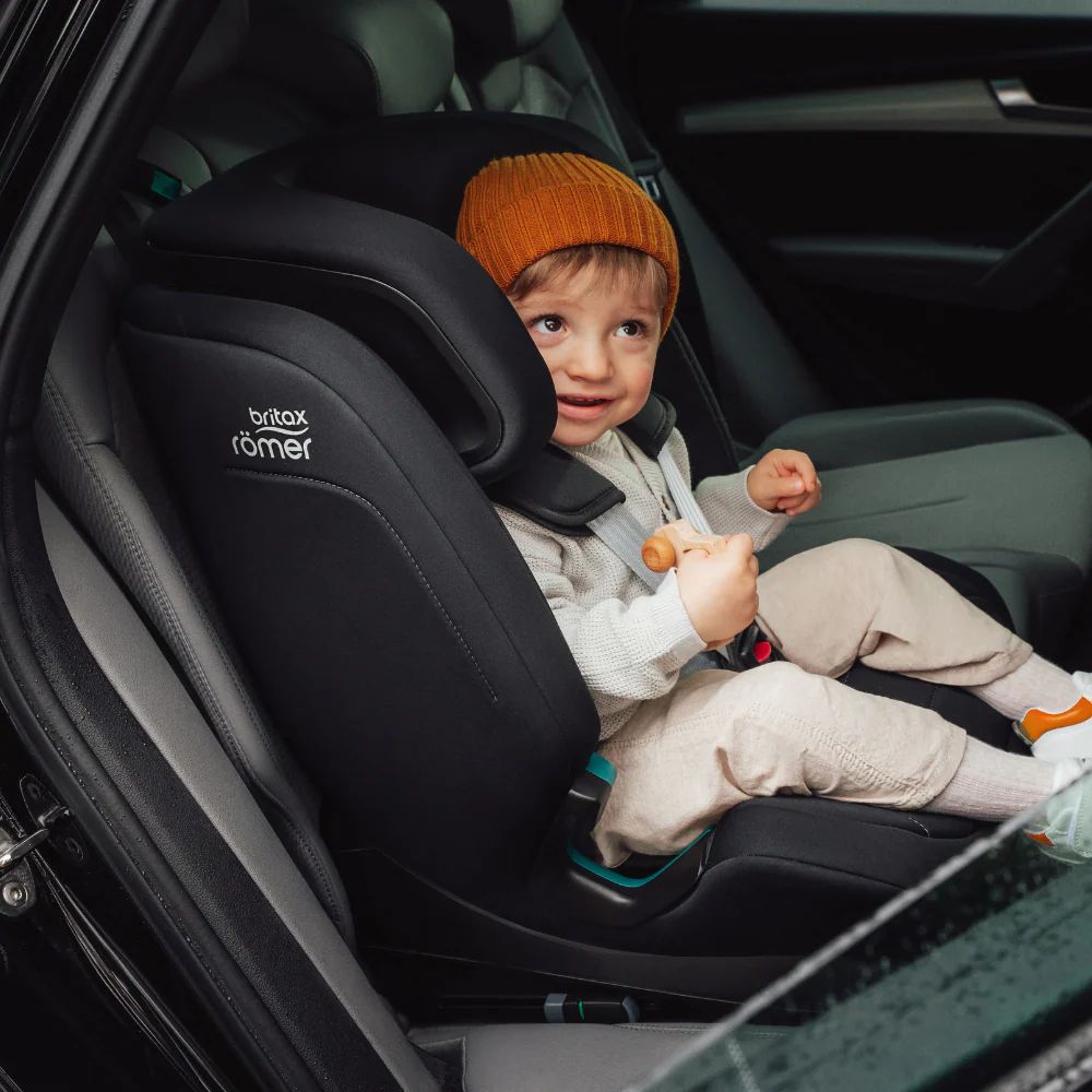 Britax Römer Versafix Diamond Space Black 76-150cm - Image 14