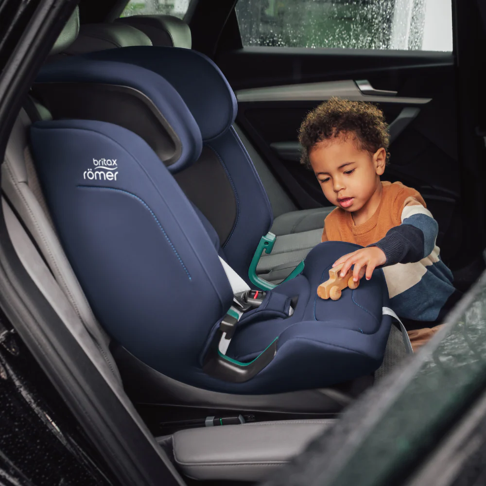 Britax Römer Versafix Diamond Space Black 76-150cm - Image 16