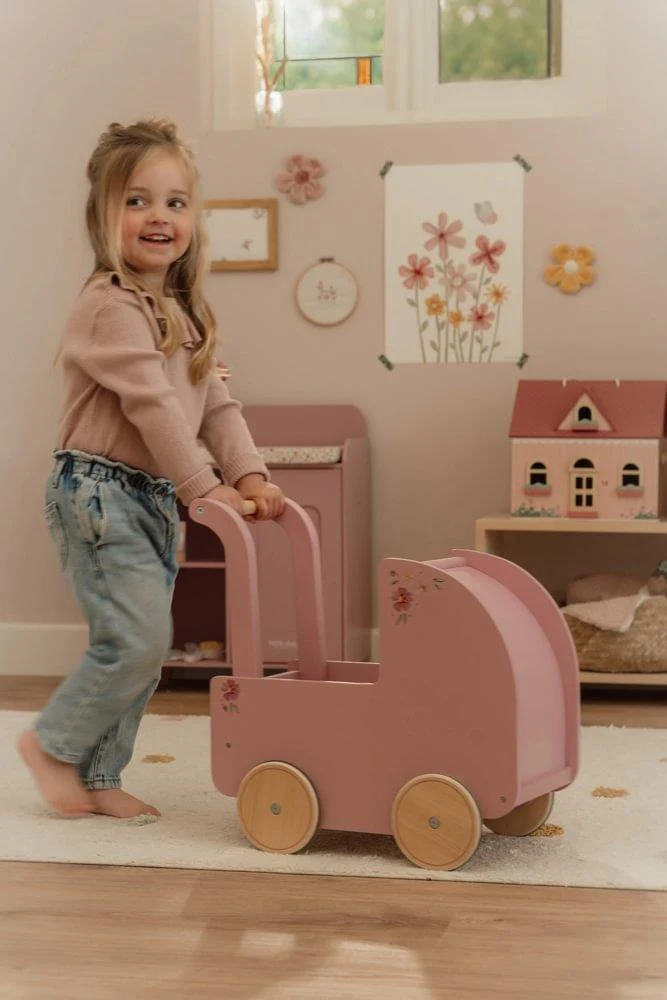Carrinho para Bonecas em Madeira com Acessórios Little Dutch Flores Rosa - Image 12