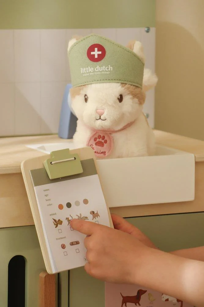 Clínica Veterinária em Madeira com Acessórios Little Dutch Green - Image 17