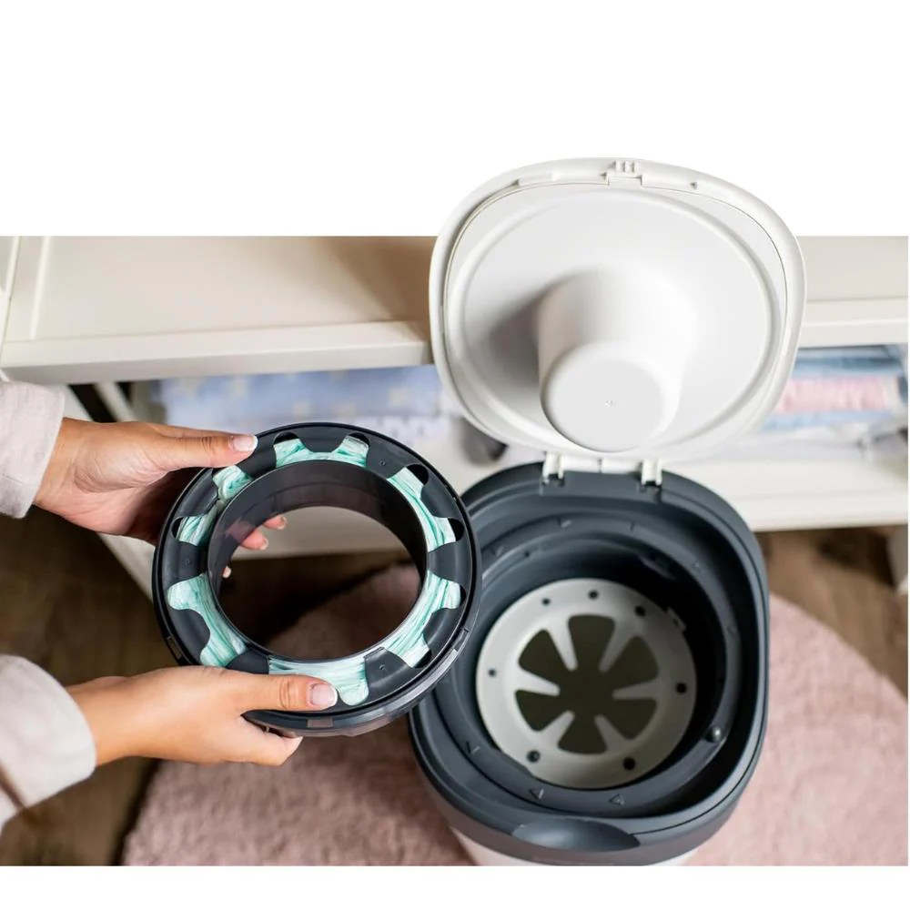 Contentor para Fraldas Tommee Tippee Sangenic Twist and Click Branco - Image 2