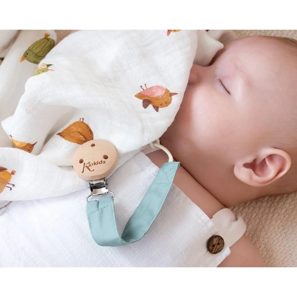 Corrente para Chupeta em Tecido com Clip em Madeira Kiokids Sage - Image 3