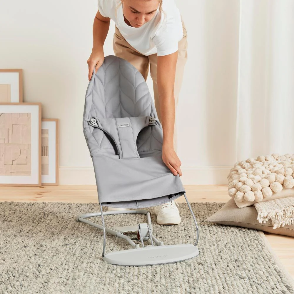 Espreguiçadeira BabyBjörn Bliss Petal Light Grey - Image 5