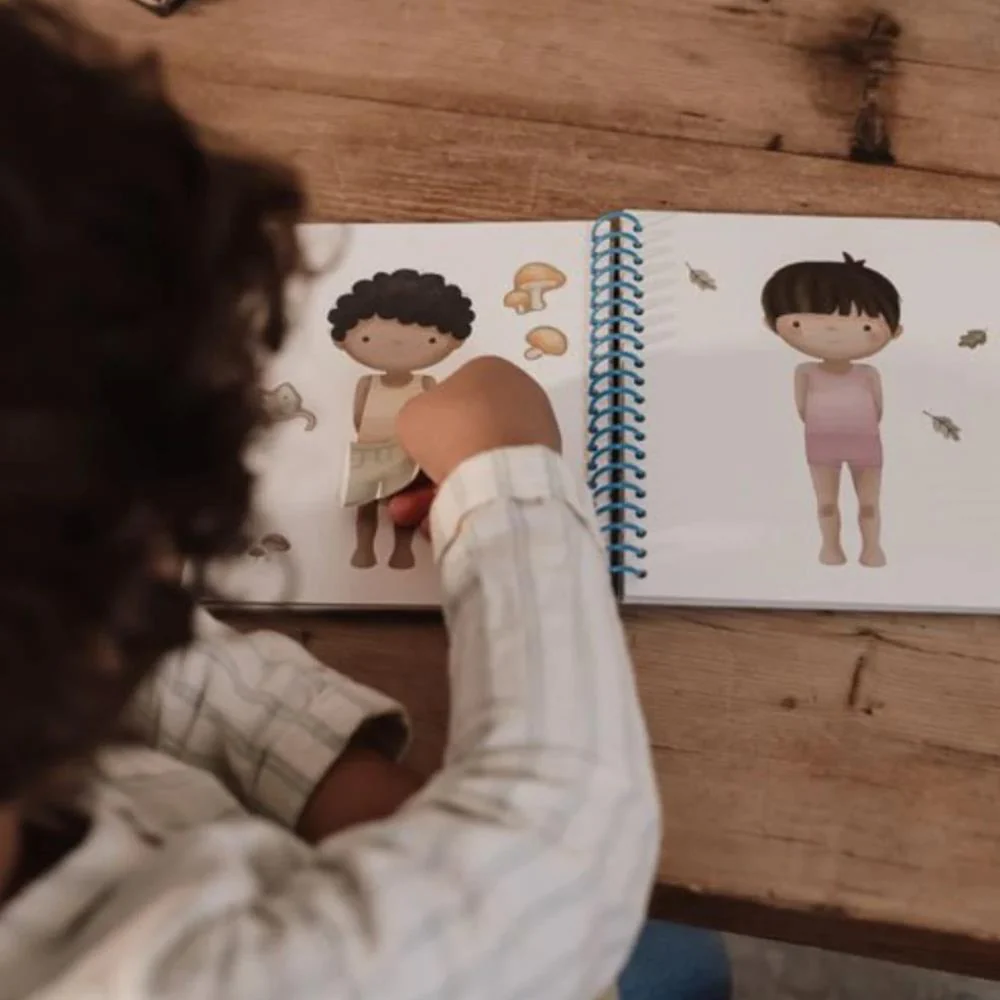 Livro Little Dutch Dress Me Up Jim & Friends Forest Friends - Image 3