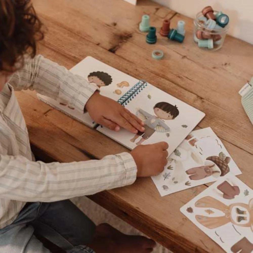 Livro Little Dutch Dress Me Up Jim & Friends Forest Friends - Image 4