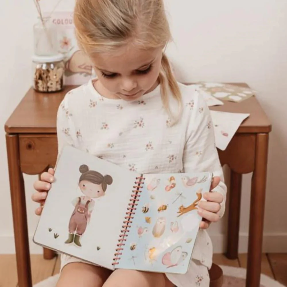 Livro Little Dutch Dress Up Rosa & Friends Fairy Garden - Image 6