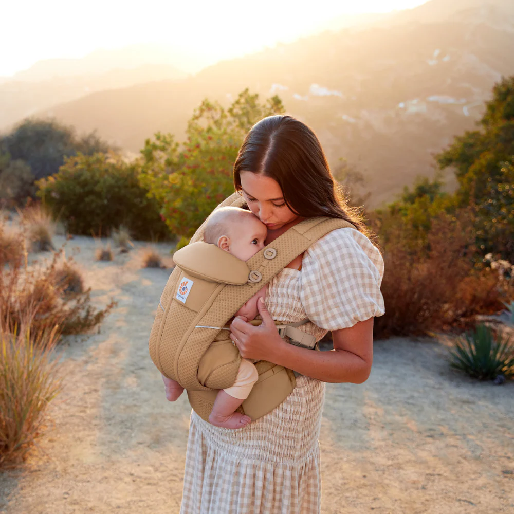 Marsúpio/Porta-Bebés Ergobaby Omni Breeze Camel Brown - Image 10