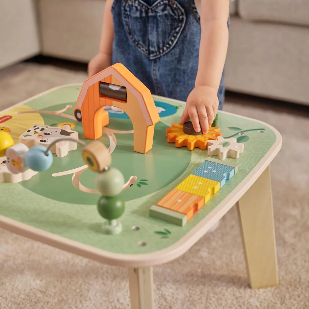 Mesa de Atividades em Madeira Tiny Love Farmers Funday - Image 7