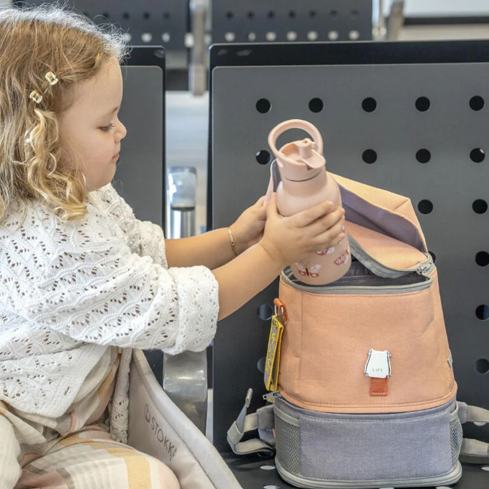 Mochila de Viagem Stokke JetKids BackPack Coral Pink - Image 12