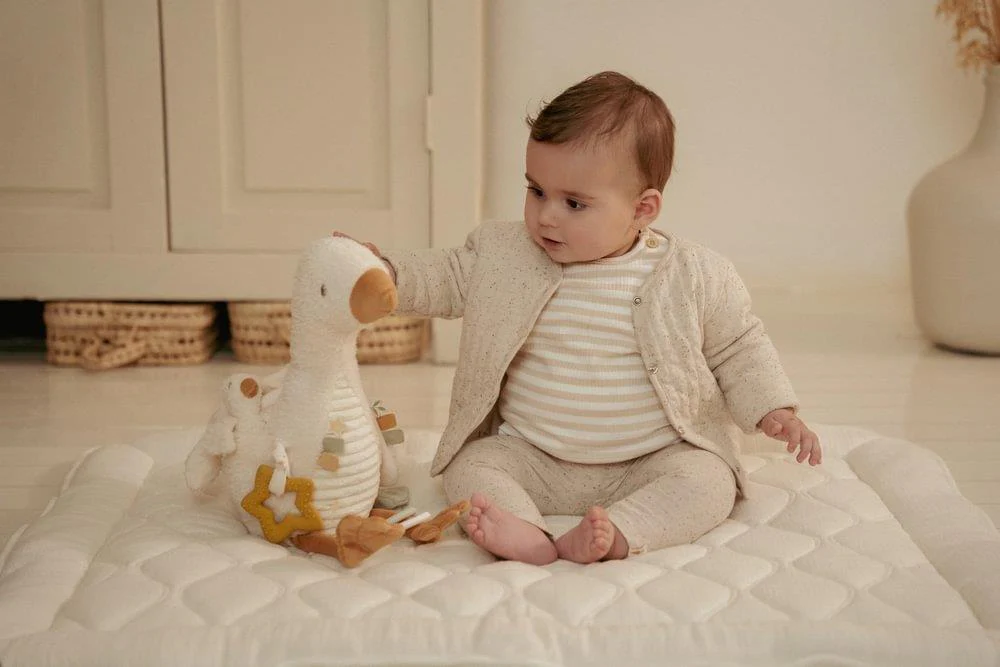 Peluche de Atividades Little Dutch Little Goose - Image 6
