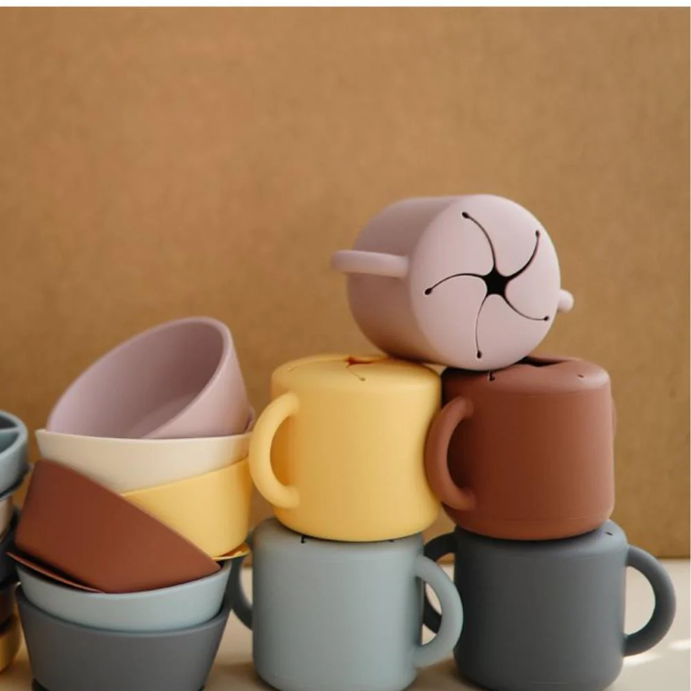 Taça para Snacks em Silicone Mushie Ivory - Image 4