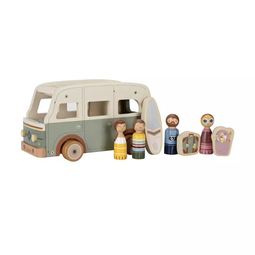 Vintage Camper Van e Família de Férias Little Dutch em Madeira
